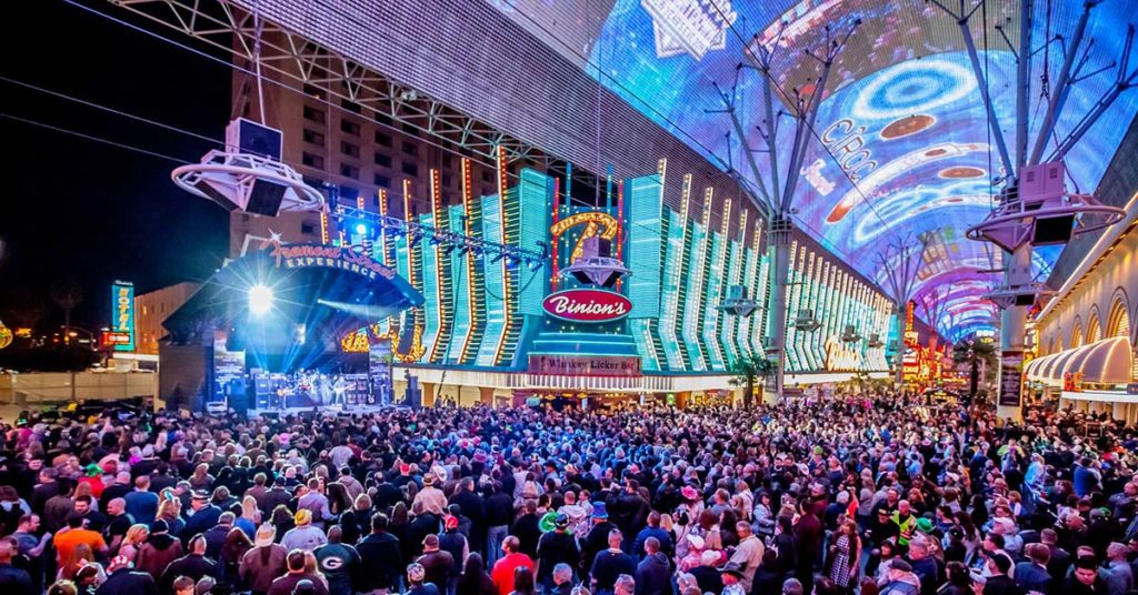 strip to fremont street