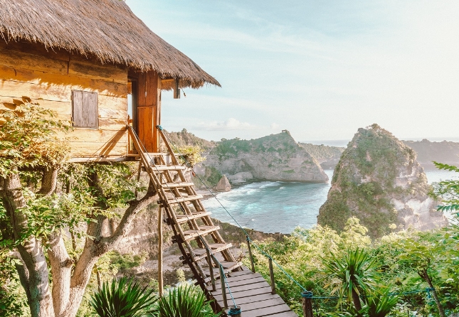 molenteng tree house nusa penida