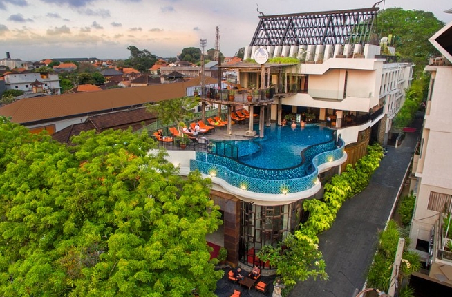sun island bali