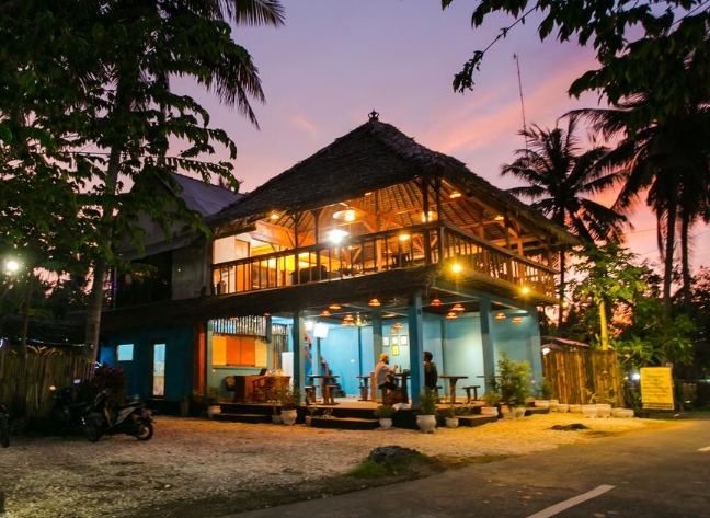 full moon bungalows nusa penida