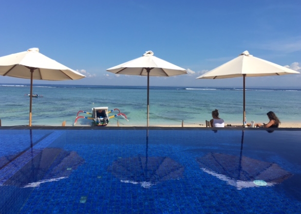 linda beach resort lembongan