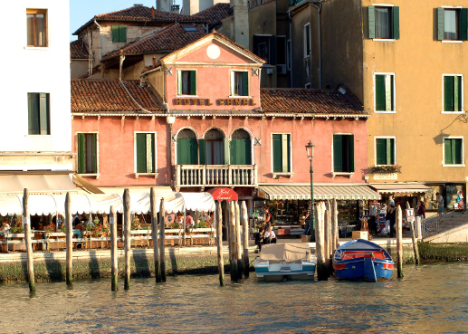 hotel canal venice