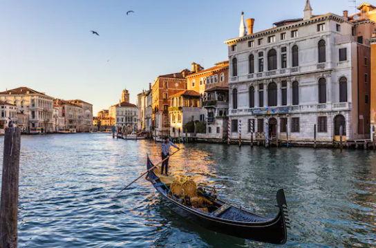 best place to stay in venice