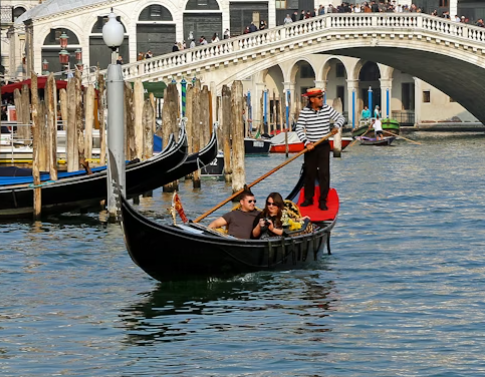 private gondola ride venice