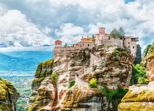 Top Tourist Attractions in Greece You Should Not Miss