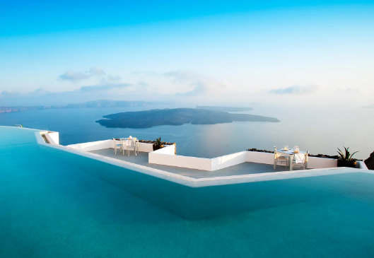 Santorini Luxury Travel Experience